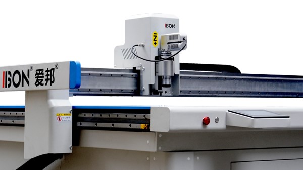 碳纖維布裁剪機，纖維布切割機價格