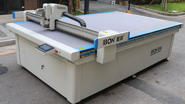 避光墊切割機